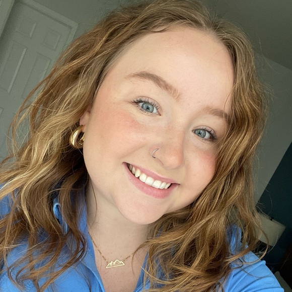 Meet your Posher, Breauna - Picture 1 of 1